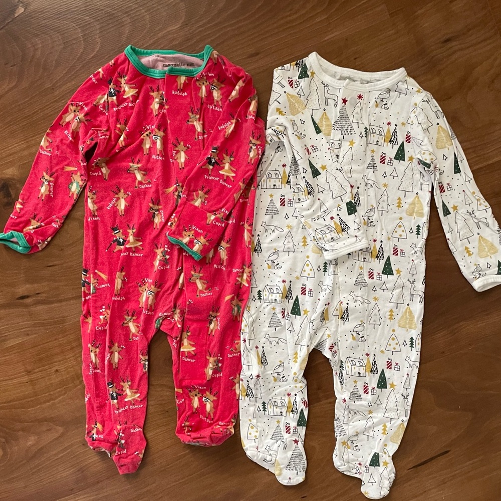 Magnetic Me footies